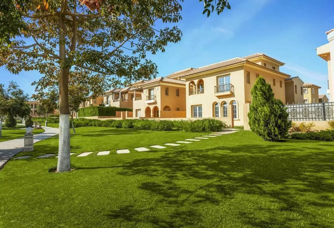 دوبليكس ارضي واول بحديقة بهايد بارك التجمع الخامس