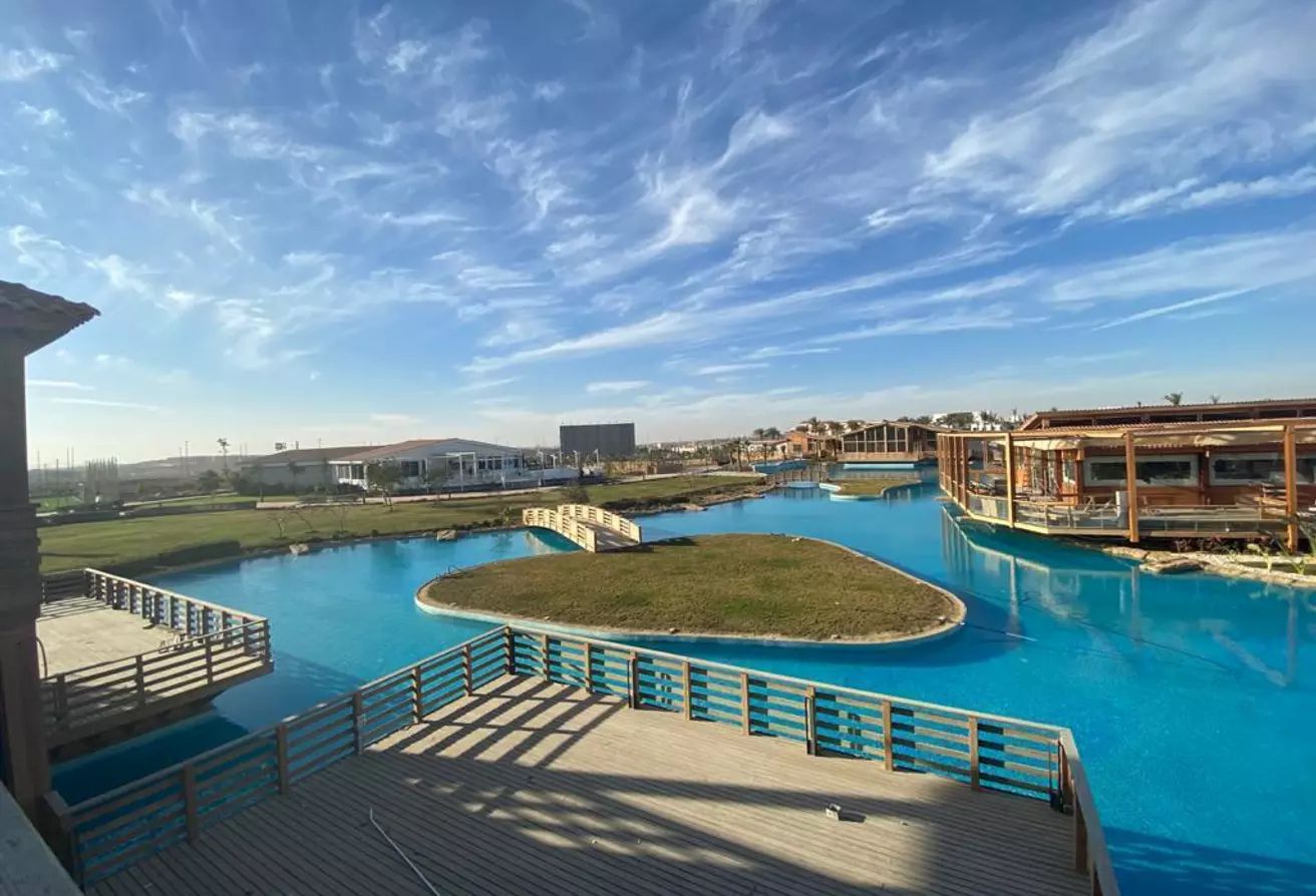 دوبليكس ارضي واول بحديقة بهايد بارك التجمع الخامس