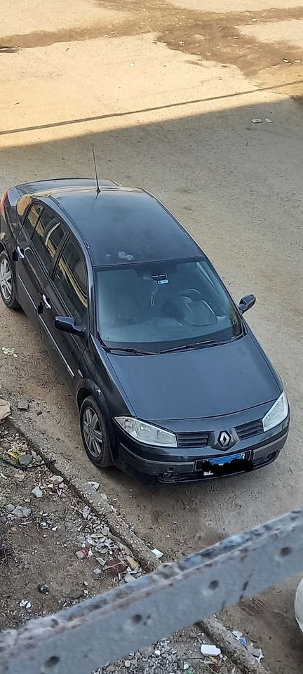 سيارة ميجان ٢