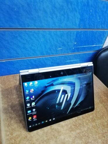 متاح الان وبحالة الزيرو كما عودناكم. 💞 لاب وتاب HP Spectre تاتش سكرين 360 درجة فول اتش دي. 😍 حديث