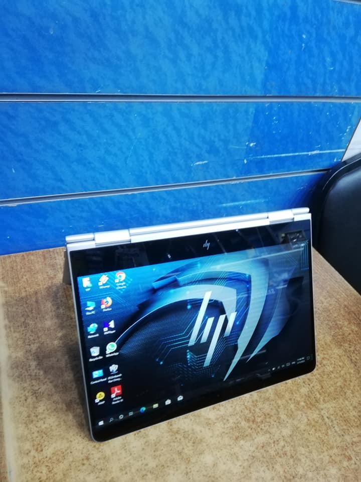 متاح الان وبحالة الزيرو كما عودناكم. 💞 لاب وتاب HP Spectre تاتش سكرين 360 درجة فول اتش دي. 😍 حديث