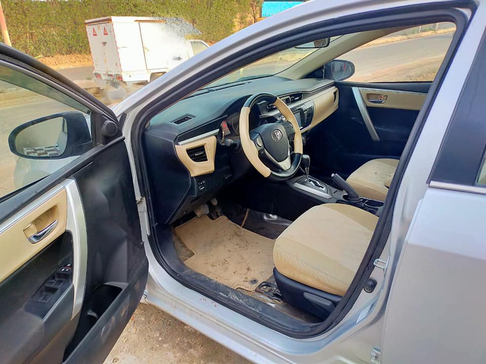 #تويوتا_كرولا2015بصمه_حاله_الزيرو جنط162لون + بصمة = فوانيس ليد = مرايا ضم = شارة مرايا = فوج