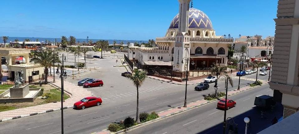 لليع شقه على طرح البحر مباشره