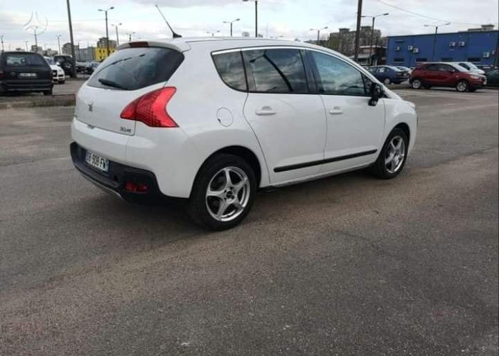 عرض خاص بطلب الحجز المسبق لذوي الاحتياجات الخاصه بيجو 3008 موديل 2014